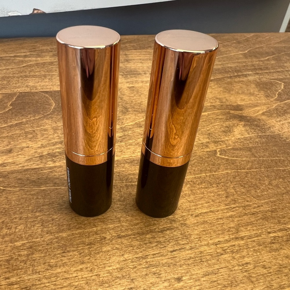 Discontinued Liquid Blush by Merle Norman 💜